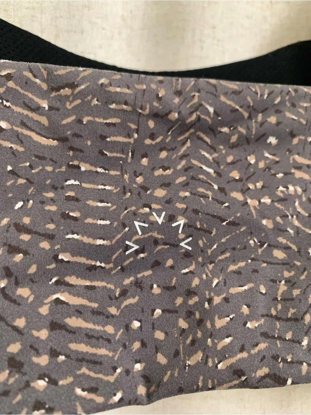 Varley Greenwood Umber Feather Gray Brown Patterned Bra Wide Straps No Wire L